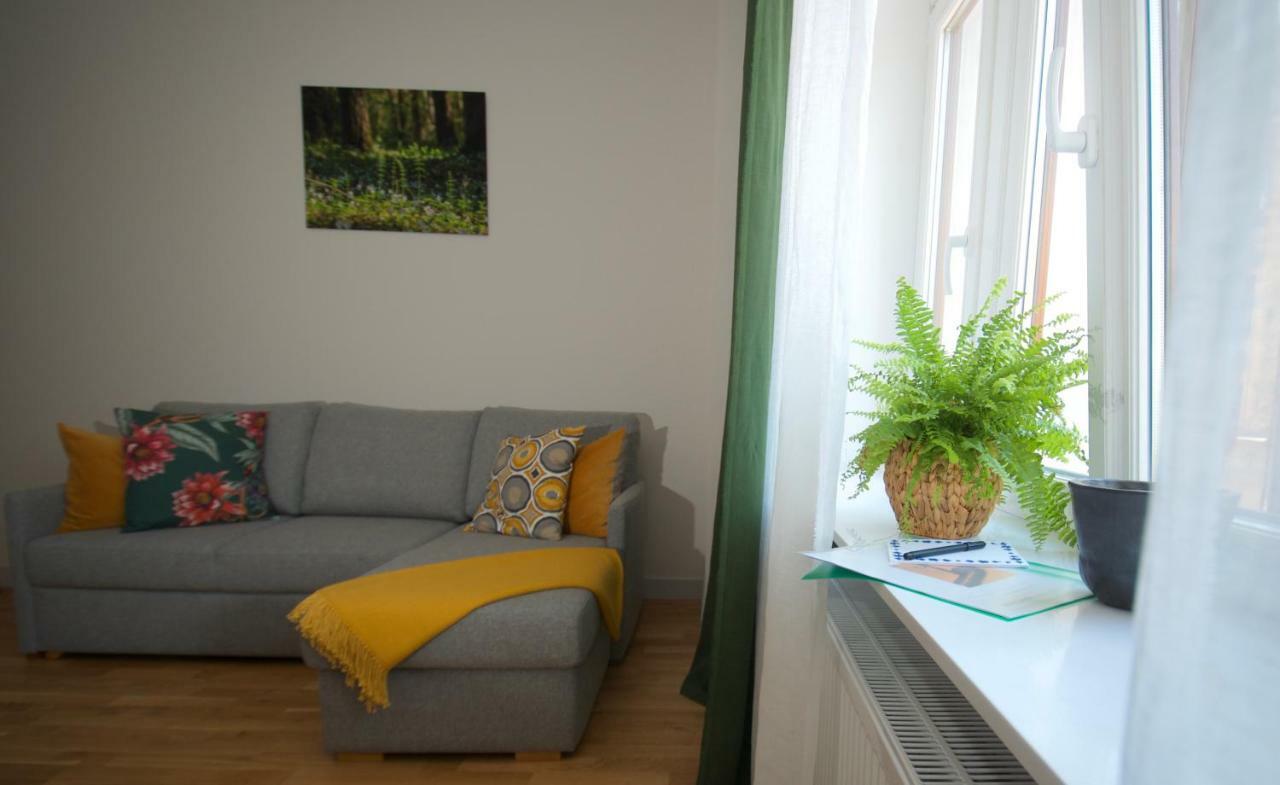 Riga A New Designed Cosy Family Apartment Bagian luar foto